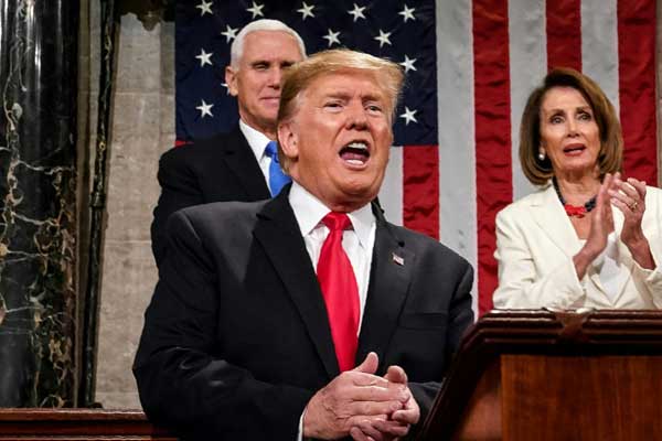 الرئيس الأميركي دونالد ترمب يلقي خطابه عن حال الاتحاد في الكونغرس في واشنطن الثلاثاء 5 فبراير 2019