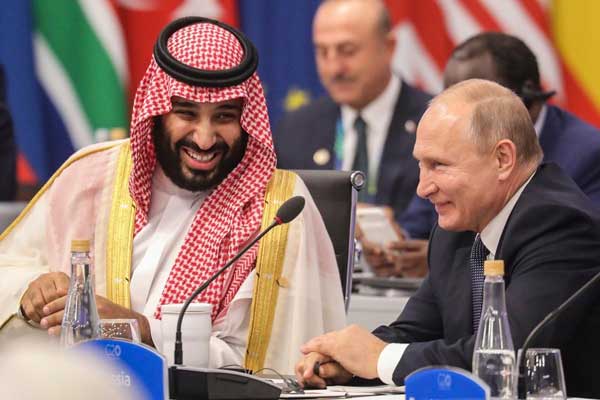 الأمير محمد بن سلمان والرئيس الروسي خلال لقاء سابق لهما