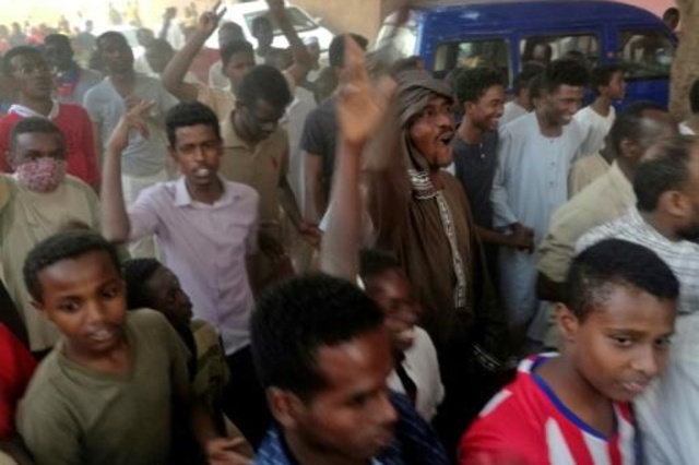 الشرطة السودانية تفرق مسيرة للتضامن مع المعتقلات