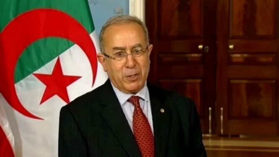 تعيين رمطان لعمامرة مستشارا للرئيس الجزائري