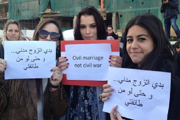 لبنانيون يتظاهرون للمطالبة بتشريع عقد الزواج المدني في لبنان