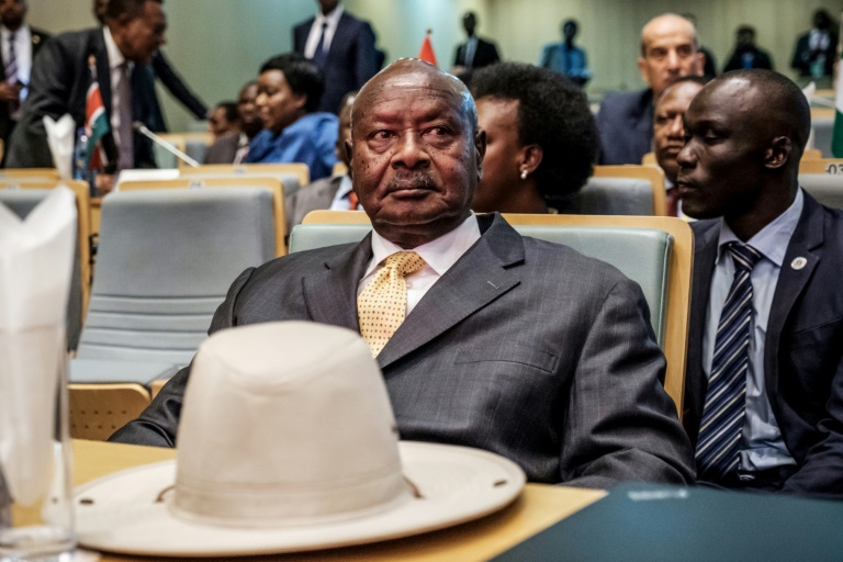 الحزب الحاكم في أوغندا يوافق على ترشيح الرئيس موسيفيني لولاية سادسة