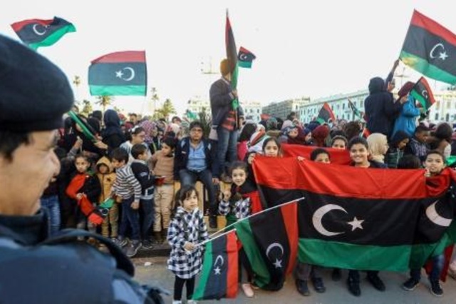 ليبيون يحتفلون بالذكرى الثامنة للثورة في طرابلس في 17 فبراير 2019