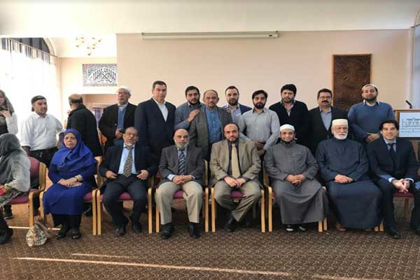 المركز الإسلامي في لندن يناقش مبادراته الجديدة