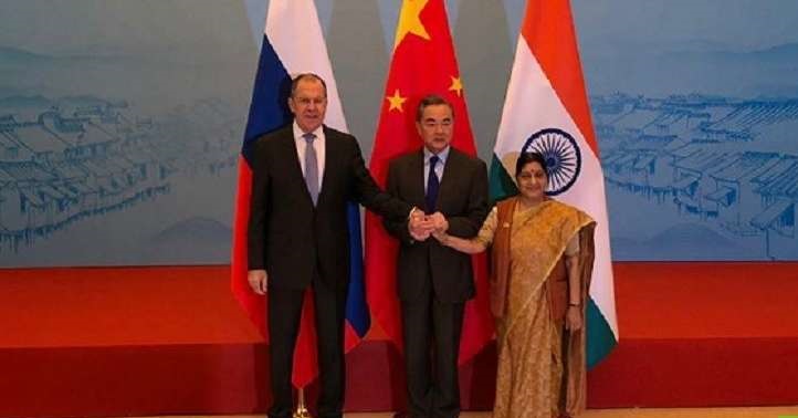 الصين وروسيا والهند تتعهد بتعزيز التعاون