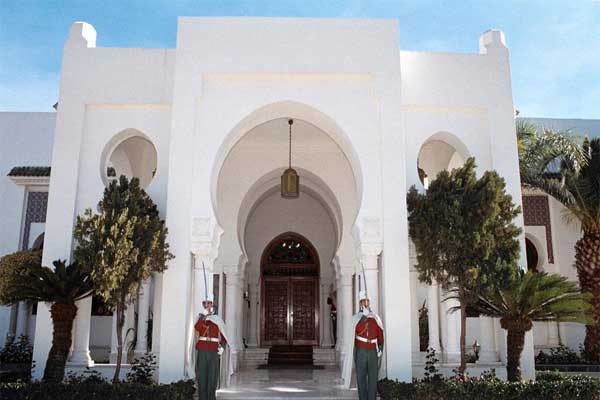مدخل قصر رئاسة الجمهورية في الجزائر