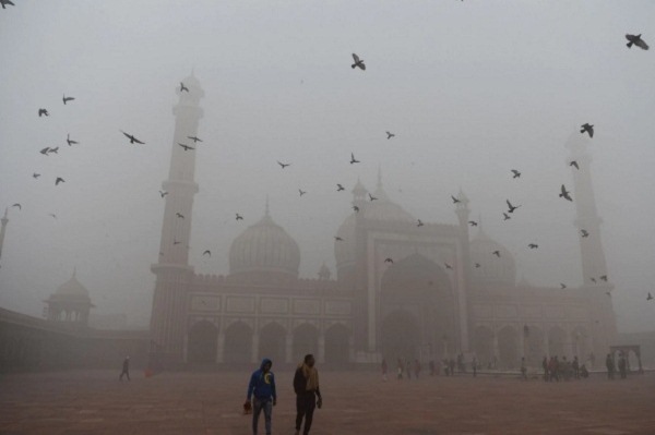 دخان يغطي العاصمة الهندية نيودلهي
