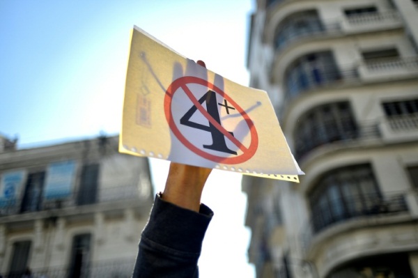 طلاب جزائريون يتظاهرون في وسط العاصمة في 12 مارس 2019