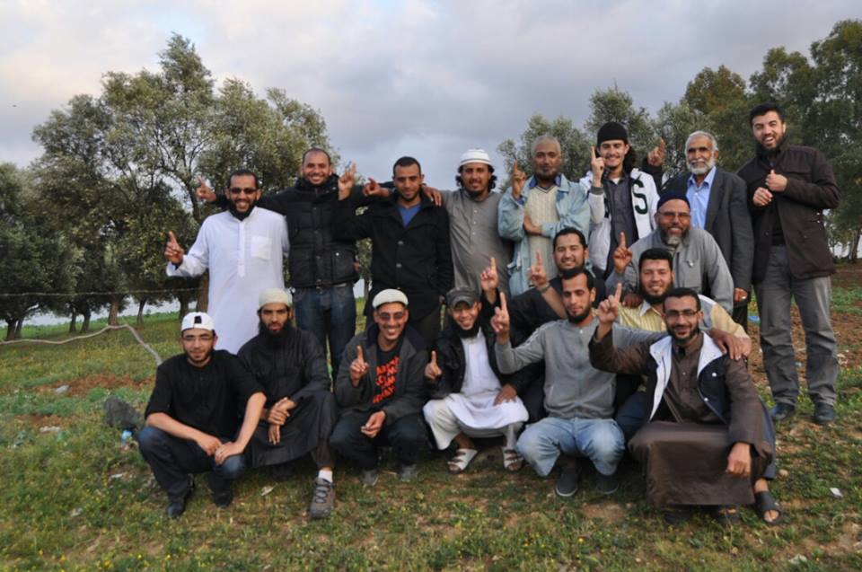 صورة من الأرشيف لمقاتلين مغاربة من سوريا أغلبهم من شمال المملكة