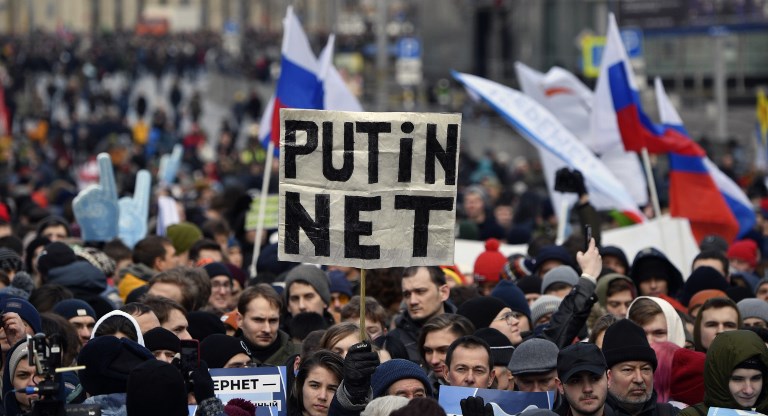 الروس ينتفضون ضدّ الرقابة على الانترنت