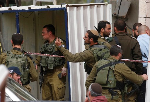 مقتل فلسطيني بعد محاولة طعن جنود إسرائيليين قرب الخليل