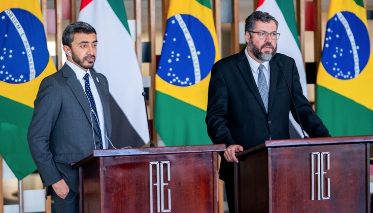 التقى جاير بولسونارو رئيس البرازيل السبت الشيخ عبدالله بن زايد آل نهيان وزير الخارجية والتعاون الدولي الاماراتي وذلك في إطار الزيارة الرسمية التي يقوم بها الوزير إلى البرازيل.