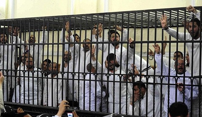 النقض المصرية تؤيد أحكاما بالسجن بحق 80 من أنصار مرسي