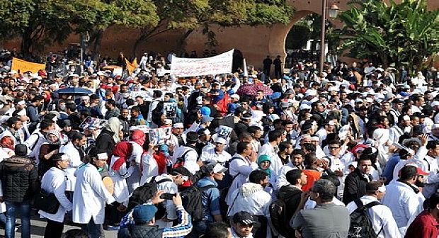 الحكومة المغربية: جهات تضغط على الأساتذة لثنيهم عن الالتحاق بأقسامهم