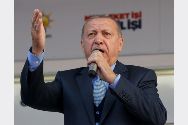 إردوغان يدعو لمكافحة العداء للإسلام مثل 