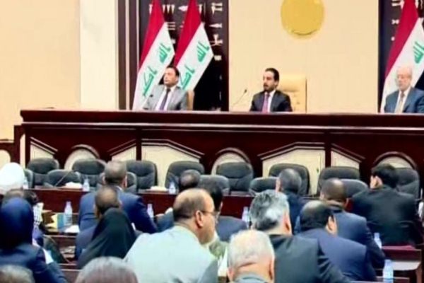 مجلس النواب العراقي منعقدا لمناقشة قوانين جديدة معروضة عليه