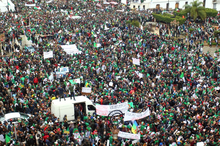 تظاهرة في الجزائر ضد الرئيس عبد العزيز بوتفليقة في 22 مارس 2019