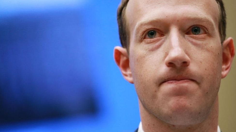 فيسبوك تحظر نشر أي مواد تروج للتعصب القومي للبيض والنزعات الانفصالية