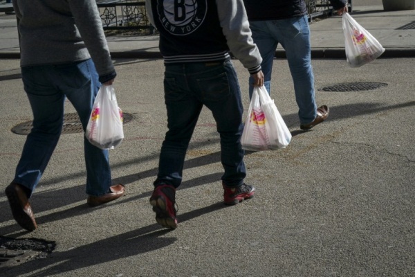 نيويورك تستعد لحظر أكياس البلاستيك المخصصة للاستخدام مرة واحدة