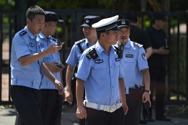 إصابة ثلاثة أشخاص ومقتل المشتبه فيه بتفجير مركز شرطة في الصين