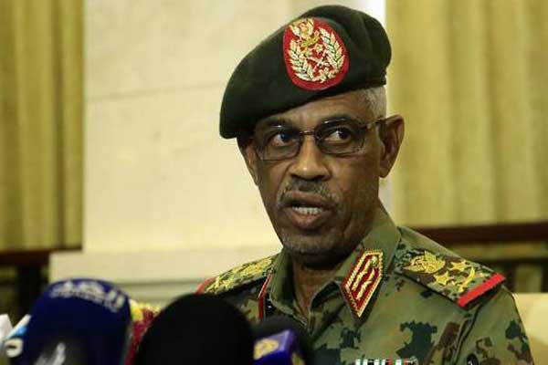 رئيس المجلس العسكري الانتقالي السوداني عوض بن عوف