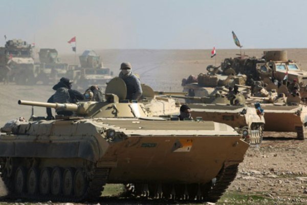 قوات عراقية في الصحراء الغربية للبلاد