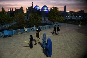نكسة لجهود السلام مع إرجاء لقاء بين طالبان والحكومة الأفغانية
