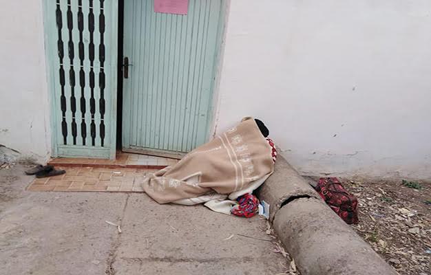 وزارة الصحة المغربية تفتح تحقيقا بشأن وضع سيدة لحملها أمام باب المستشفى