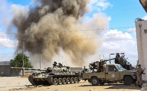 حكومة الوفاق تعلن إسقاط طائرة مقاتلة لقوات حفتر قرب طرابلس