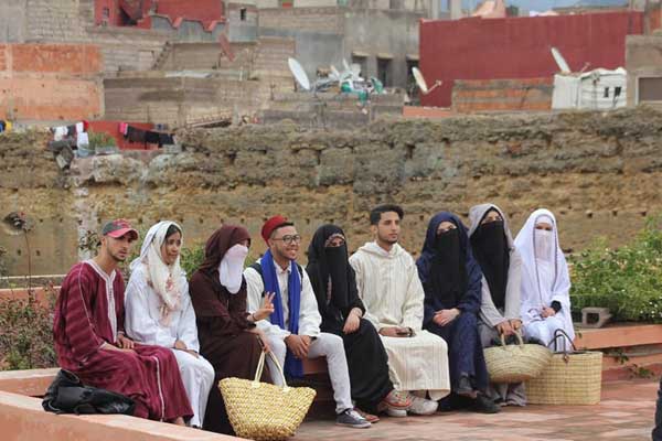 شباب يطلقون حملة لإعادة الاعتبار إلى اللباس التقليدي المغربي