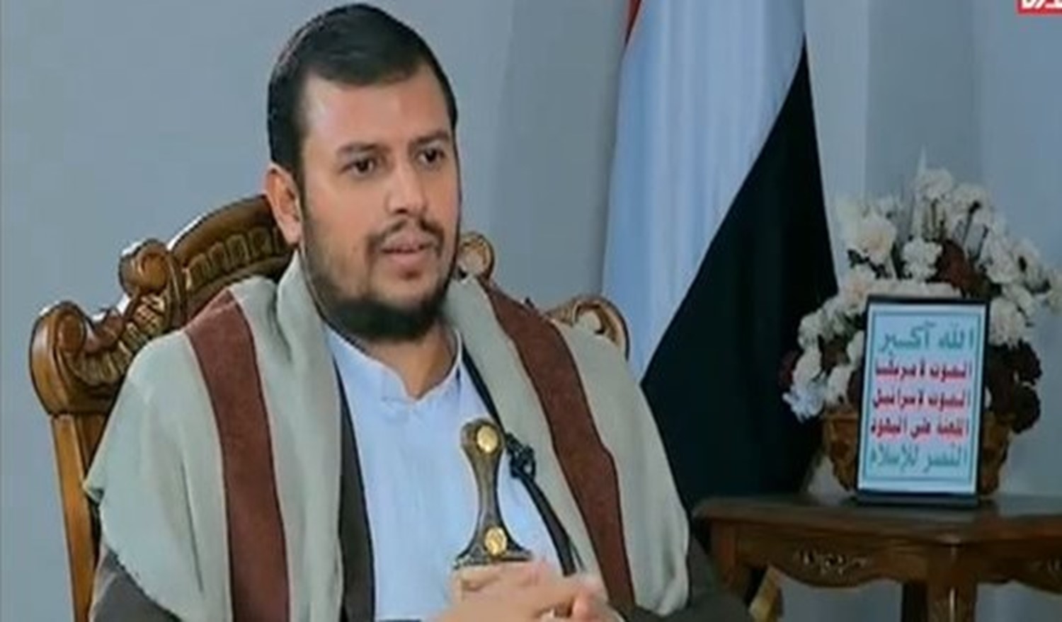 زعيم الحوثيين في اليمن يتوعد السعودية والامارات بالصواريخ