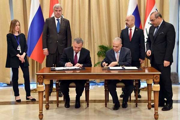 وزير الخارجية العراقي ونائب رئيس الوزراء الروسي يوقعان اتفاقات تعاون بين بلديهما