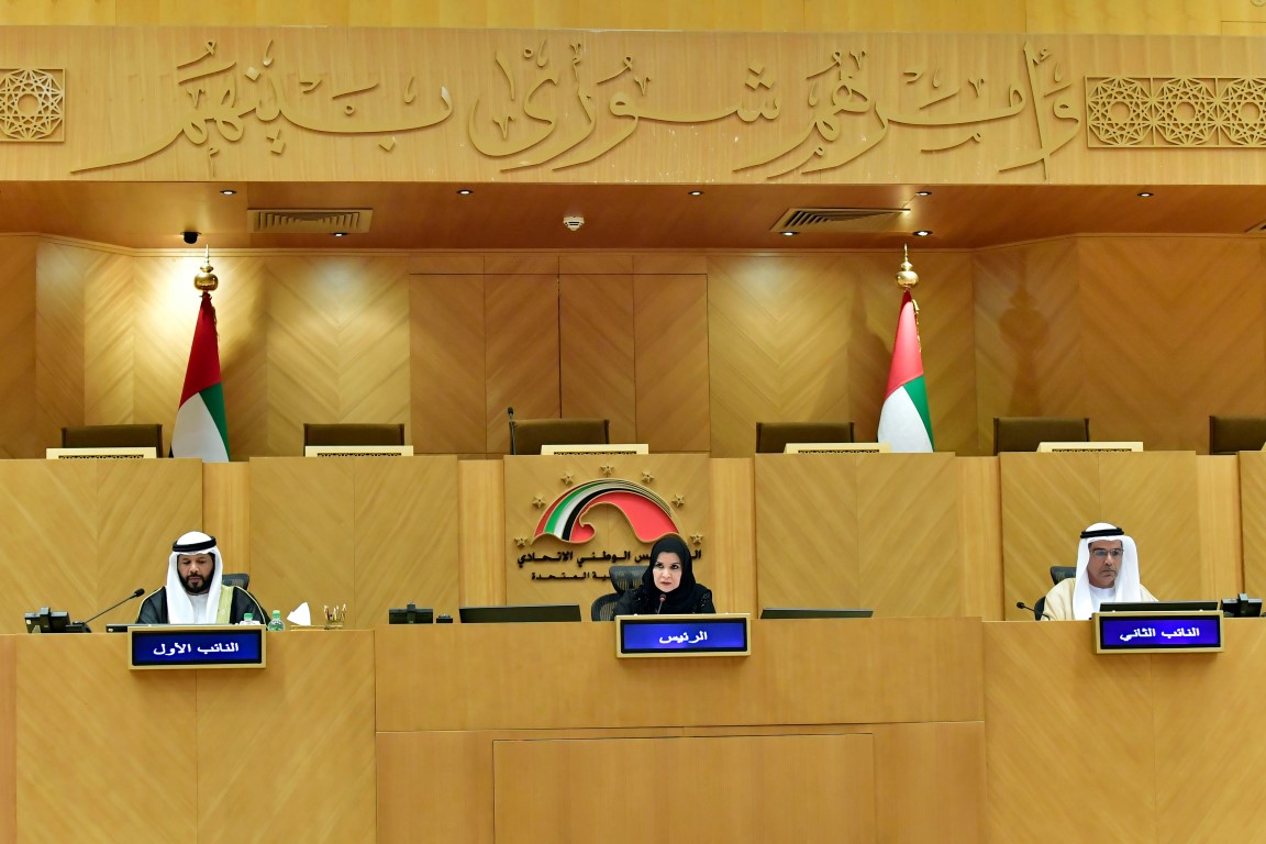 وزير العدل الإماراتي: يحظر على أعضاء البرلمان التدخل في عمل القضاء