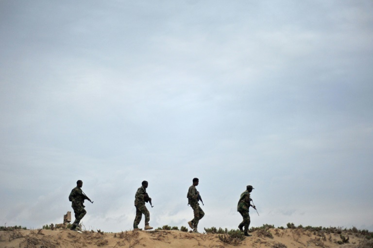 عناصر من قوات الأمن الصومالية في دورية في بونتلاند بتاريخ 18 ديسمبر 2016