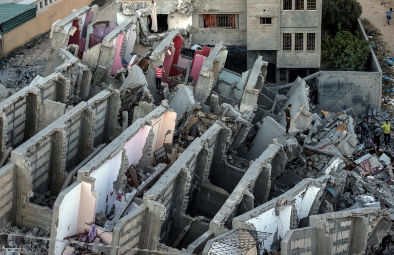 الفلسطينيون يعلنون التوصل إلى اتفاق مع إسرائيل لوقف إطلاق النار في غزة