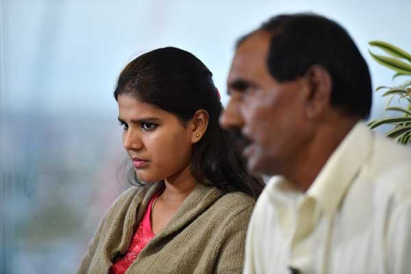 الباكستانية آسيا بيبي وزوجها