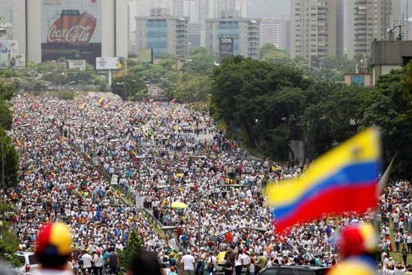 إحدى تظاهرات المعارضة في فنزويلا