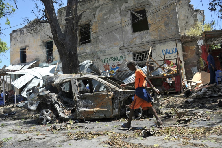 اعتداء انتحاري بسيارة مفخخة يسفر عن أربعة قتلى في الصومال