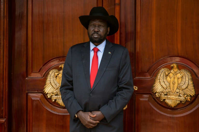 رئيس جنوب السودان يحذر من 