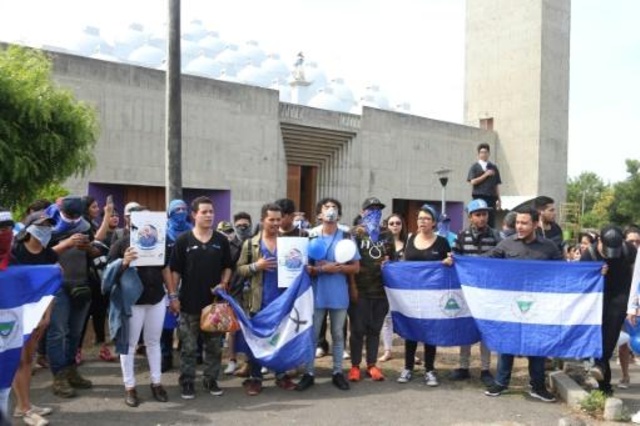 الجدل يتصاعد بعد أعمال عنف في سجن في نيكاراغوا