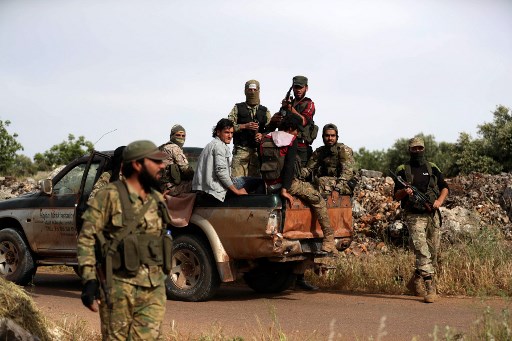 23 قتيلاً في اشتباكات بين قوات النظام السوري وفصائل جهادية