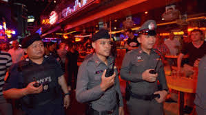 ثلاثة قتلى في مداهمة وتفجير في سوق في جنوب تايلاند
