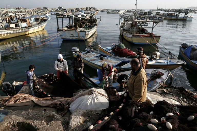 إسرائيل تقلّص مسافة الصيد قبالة قطاع غزة