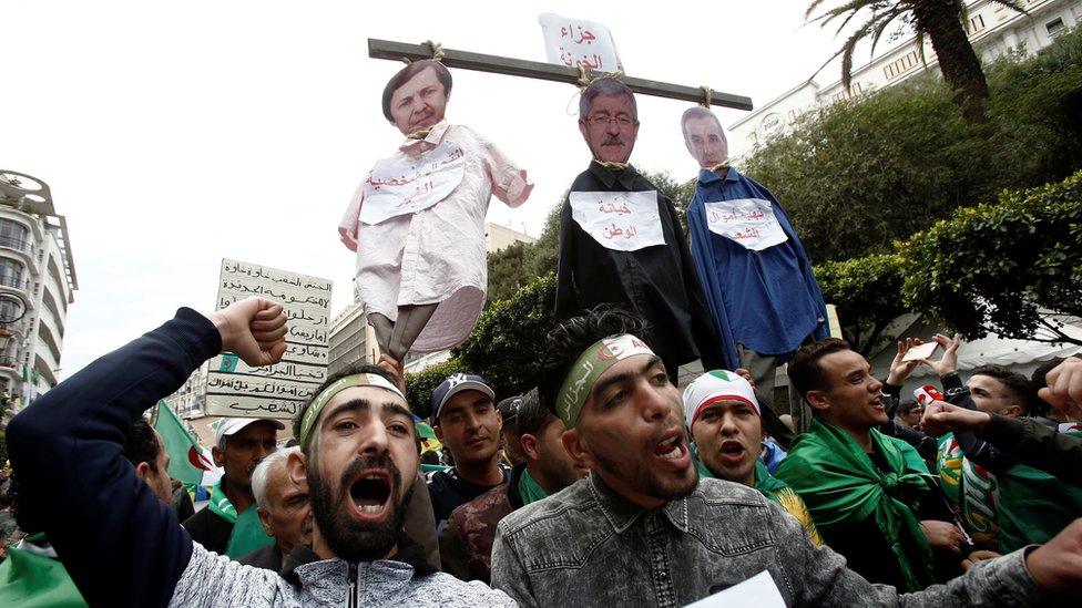 مظاهرات الجزائر: إحالة أويحيى وسلال ووزراء سابقين للمحكمة العليا بتهم فساد