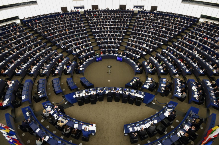 البرلمان الأوروبي الهيئة المشرعة مع الدول الاعضاء في الاتحاد