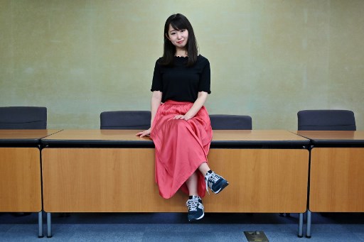 حملة في اليابان ضدّ إلزام النساء انتعال الكعوب العالية في العمل