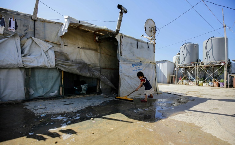منظمات تحذر من قرار لبناني بهدم مساكن من الأسمنت شيّدها لاجئون سوريون