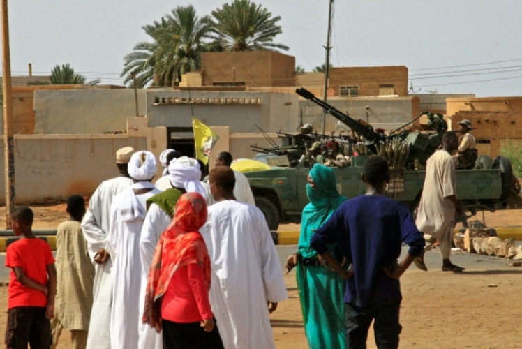 السلطات السودانية تعتقل ياسر عرمان أحد قادة المتمردين السودانيين