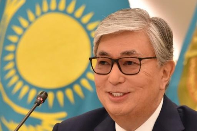 الرئيس الجديد لكازاخستان يؤدي اليمين الدستورية