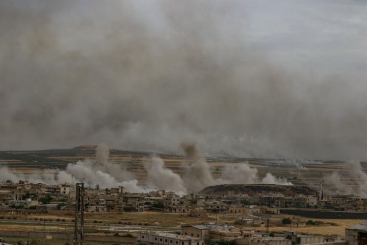 مقتل 28 شخصاً جراء قصف سوري وروسي استهدف شمال غرب سوريا